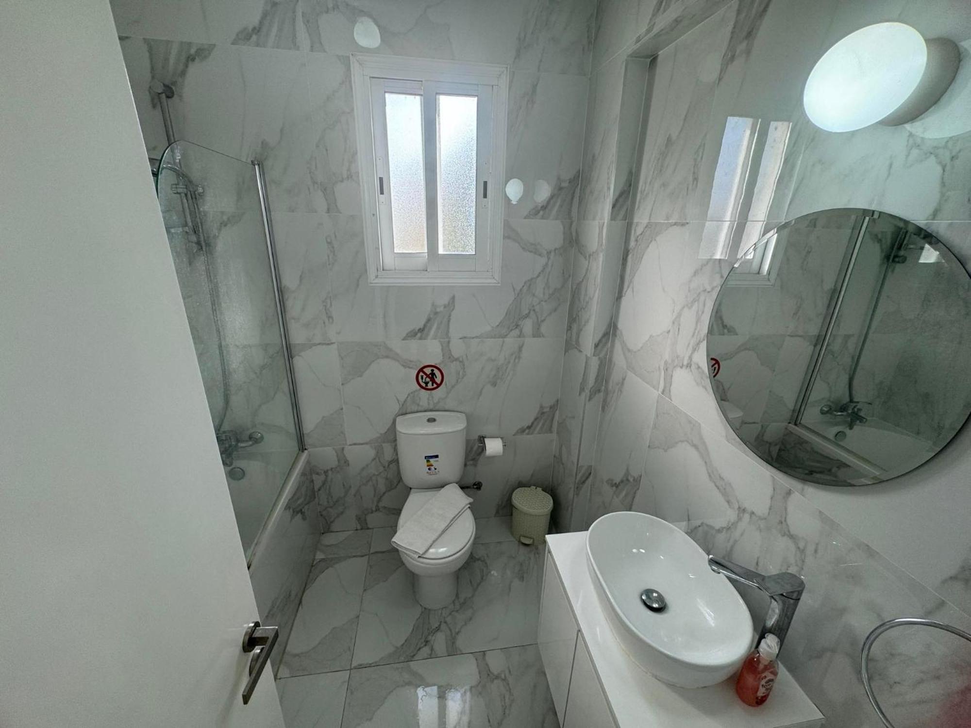 Villa Coralia Gardens 1Km From Coral Bay Beach 외부 사진